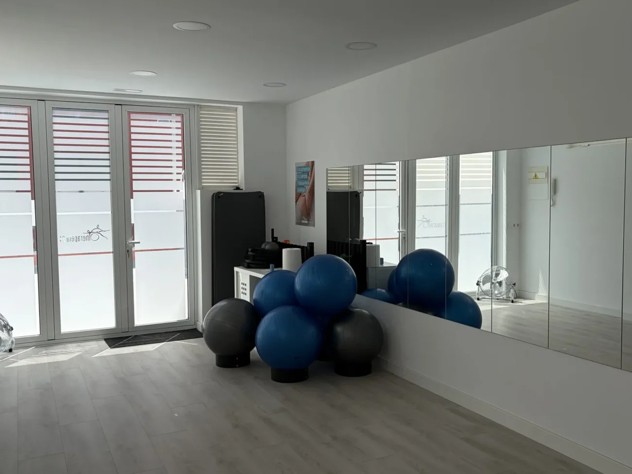 Sala de pilates suelo de Therapeia24 en La Laguna